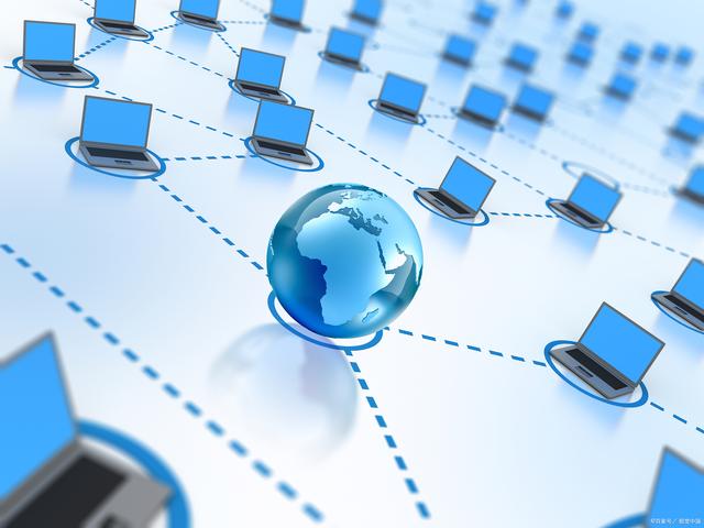 信息技術(shù)驅(qū)動(dòng)下的電子政務(wù) 現(xiàn)代政府服務(wù)與管理的新引擎